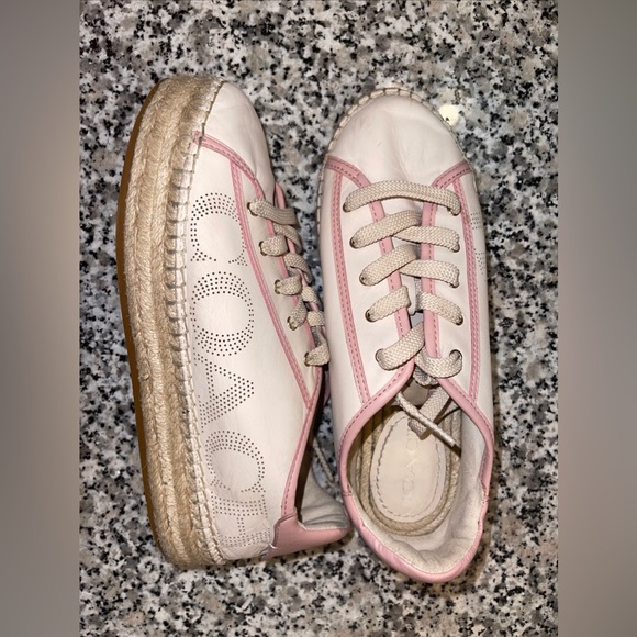 Coach  Shoes Blue Leather Color Beige/Pink  Size 6 B - Picture 1 of 8